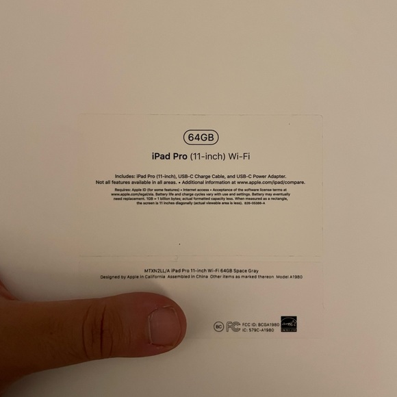 Ipad pro 11 inch box - Picture 3 of 3